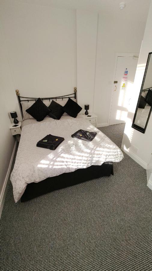 The Castleton Bed & Breakfast Blackpool Ngoại thất bức ảnh