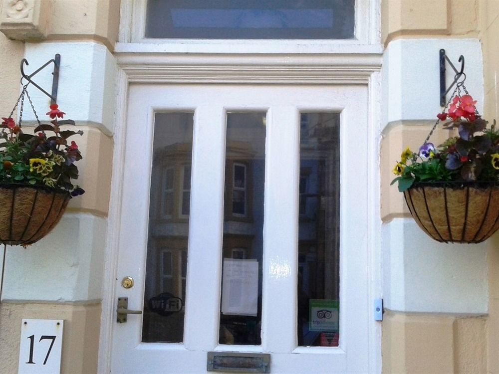 The Castleton Bed & Breakfast Blackpool Ngoại thất bức ảnh