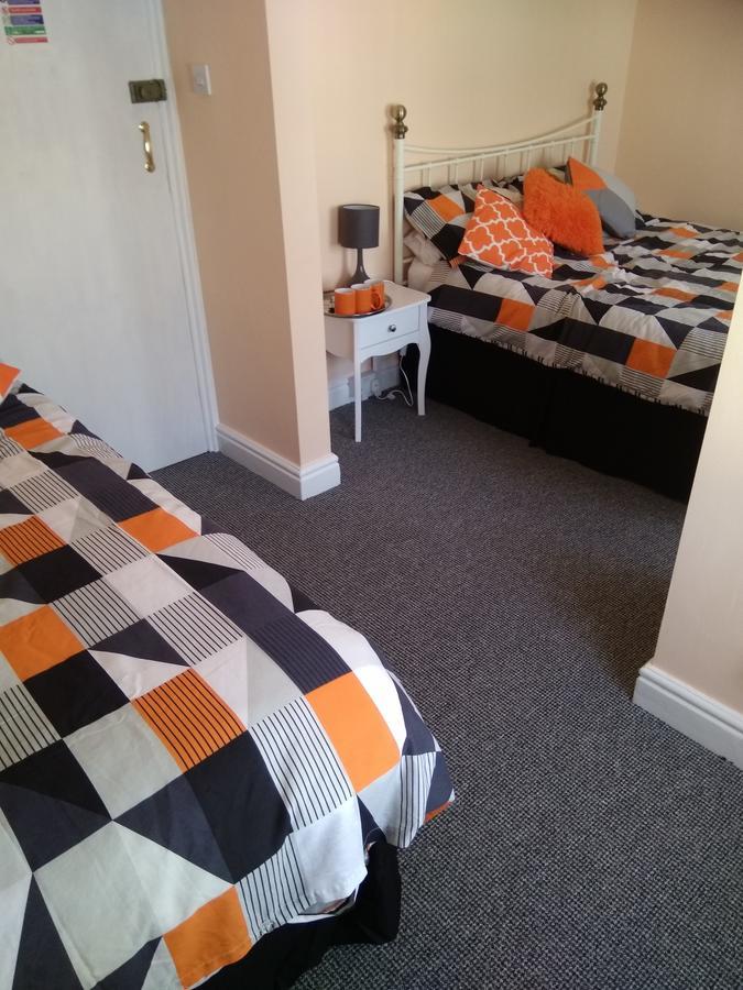 The Castleton Bed & Breakfast Blackpool Ngoại thất bức ảnh