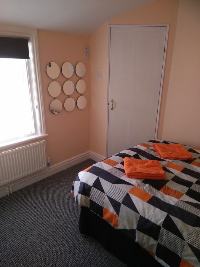 The Castleton Bed & Breakfast Blackpool Ngoại thất bức ảnh